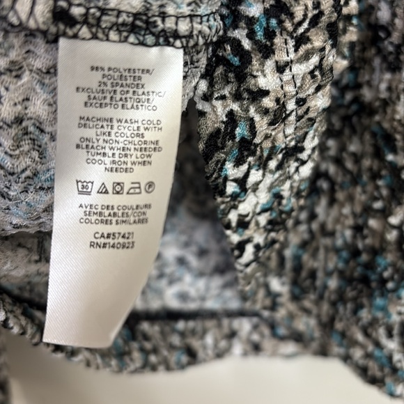 LOFT | Smocked Cuff Top - Picture 6 of 9